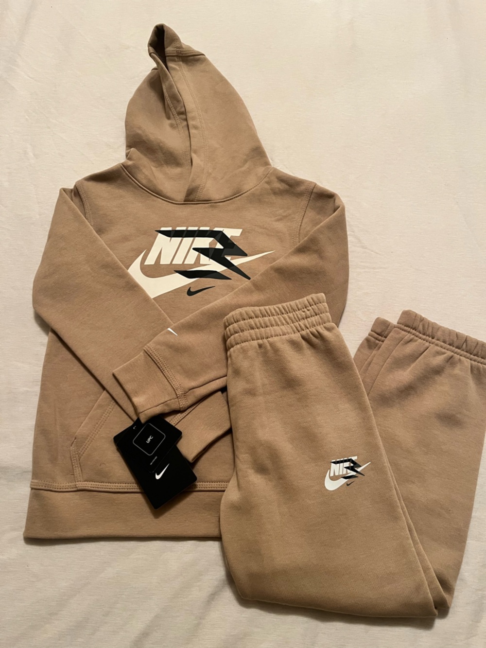 Nike kids sweatsuit